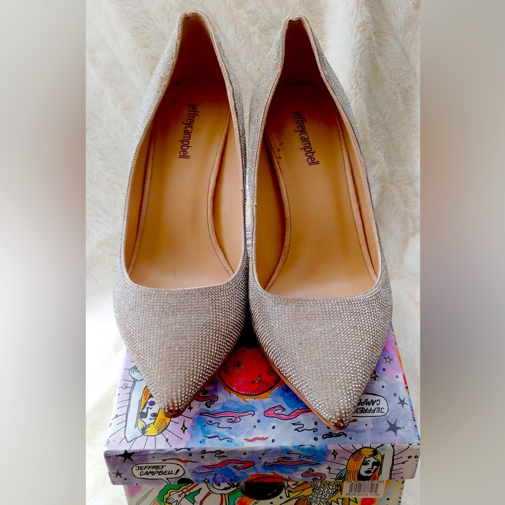 Crystal Jeffery Campbell Perara Nude Suede Champagne Classic Stiletto Pump